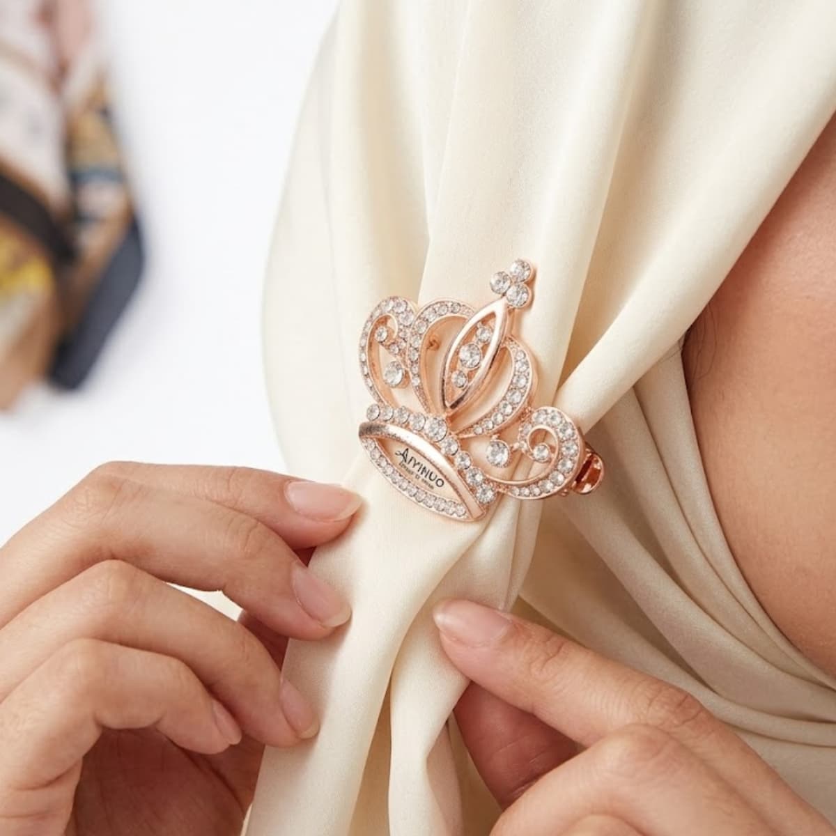 Crystal Crown Hijab Pin – Rose Gold