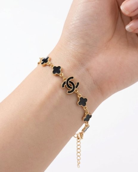 Golden & Black clover Bracelet